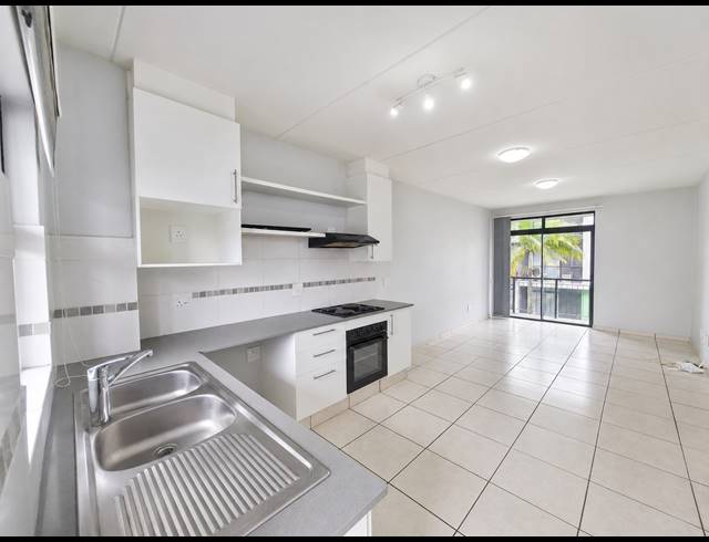 2 BEDROOM APARTMENT TO LET IN BALLITO CENTRAL